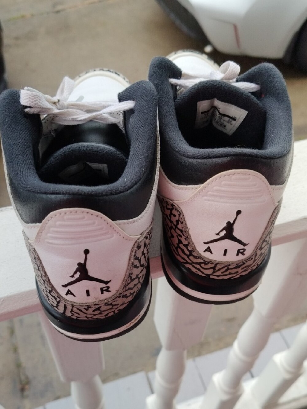 Jordan Black and White Youth Sneakers - Picture 3 of 7